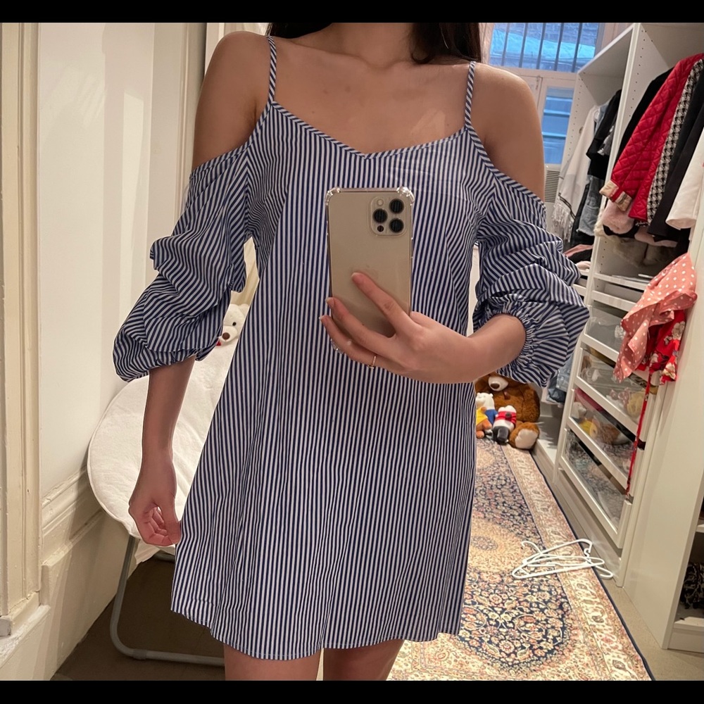 Blue dress
